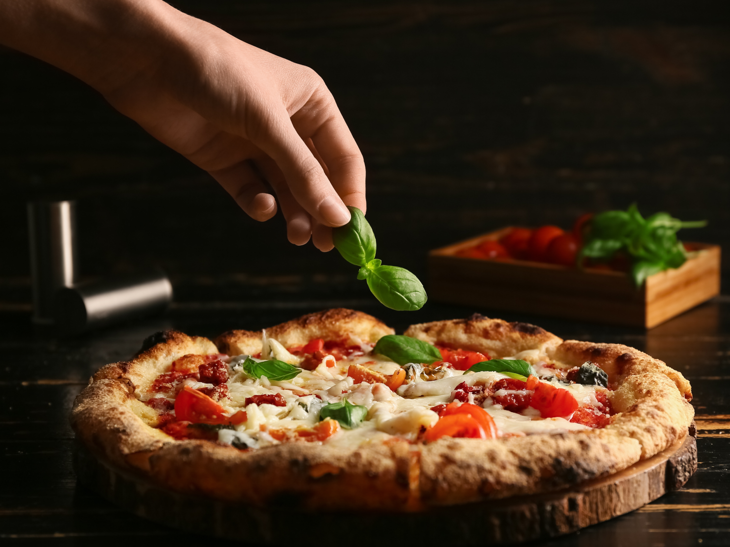 Pizza contemporanea Vs classica: cosa cercano davvero i clienti oggi