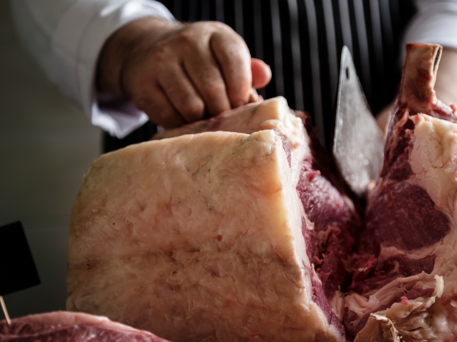 La carne secondo Cattel: un viaggio tra tagli, provenienze e cultura del prodotto