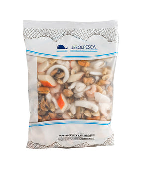 ANTIPASTO MARE (COZZE-VONGOLE-SEPPIE-CALAMARI-SURIMI-GAMBERI)
JESOLPESCA GR 800
