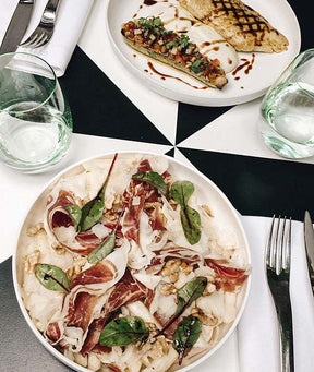 PANCETTA ARROTOLATA AL PEPERONCINO A META' SOTTOVUOTO 
WOLF KG 1,5